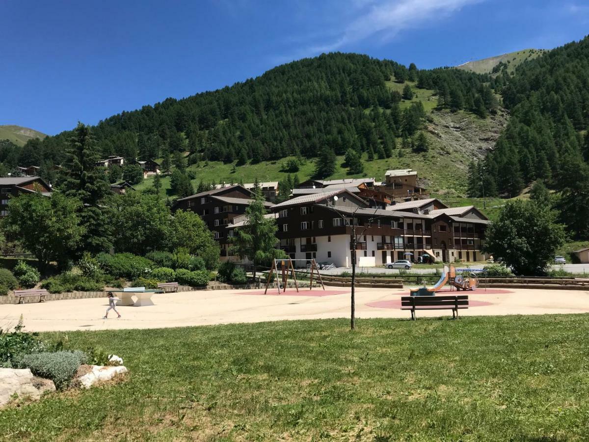Chaleureux à La Foux D’allos